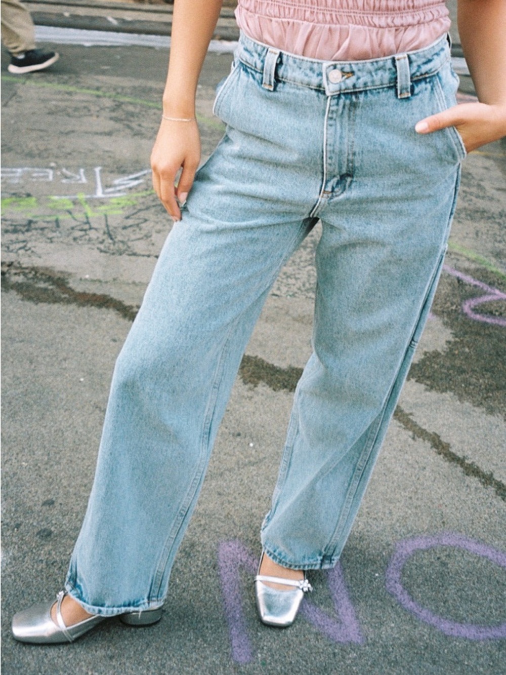 Lisa Says Gah Dylan Jeans - Picture 5 of 10
